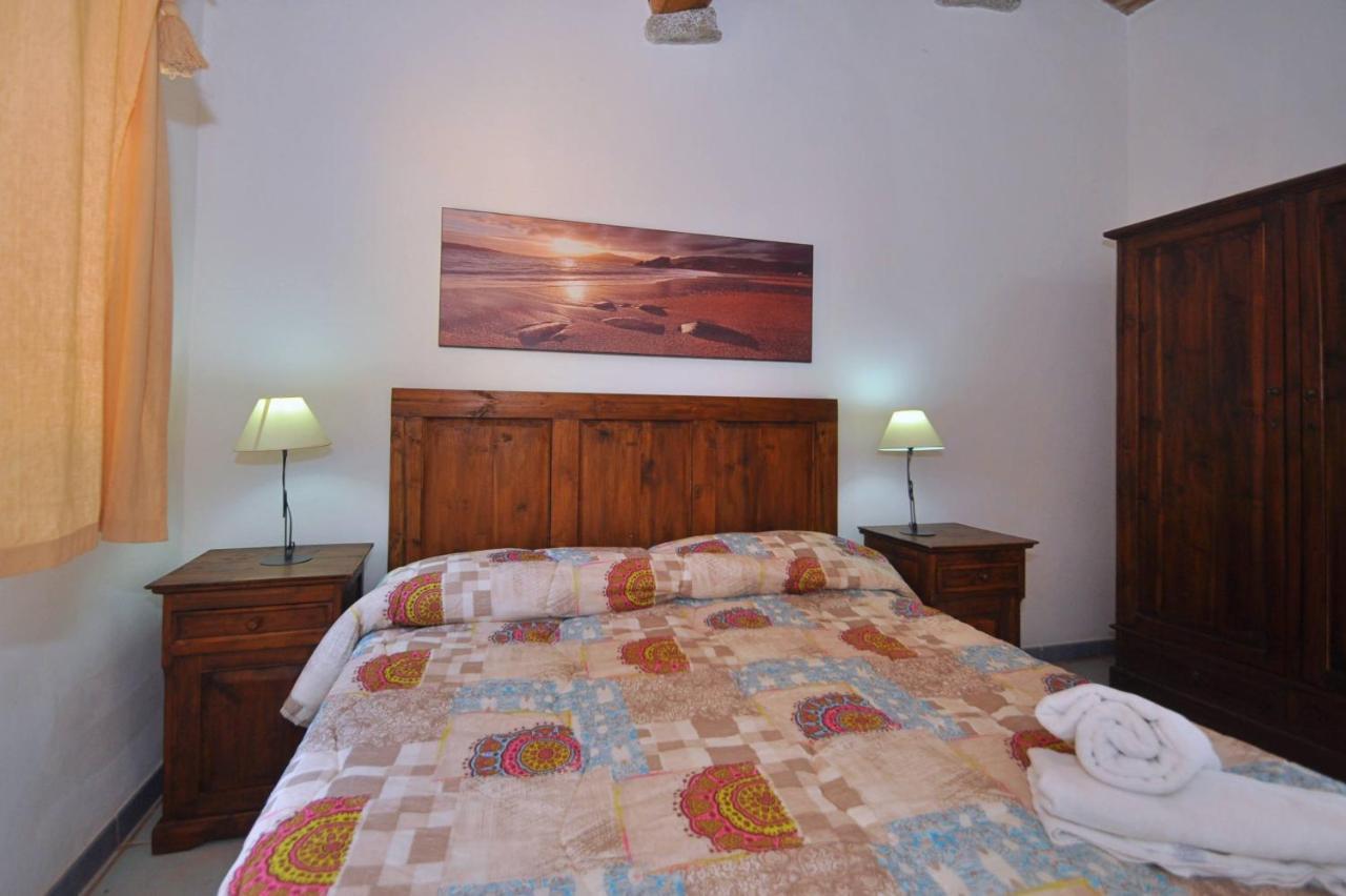 Apartamento Mare Di Ginepri Badesi Exterior foto